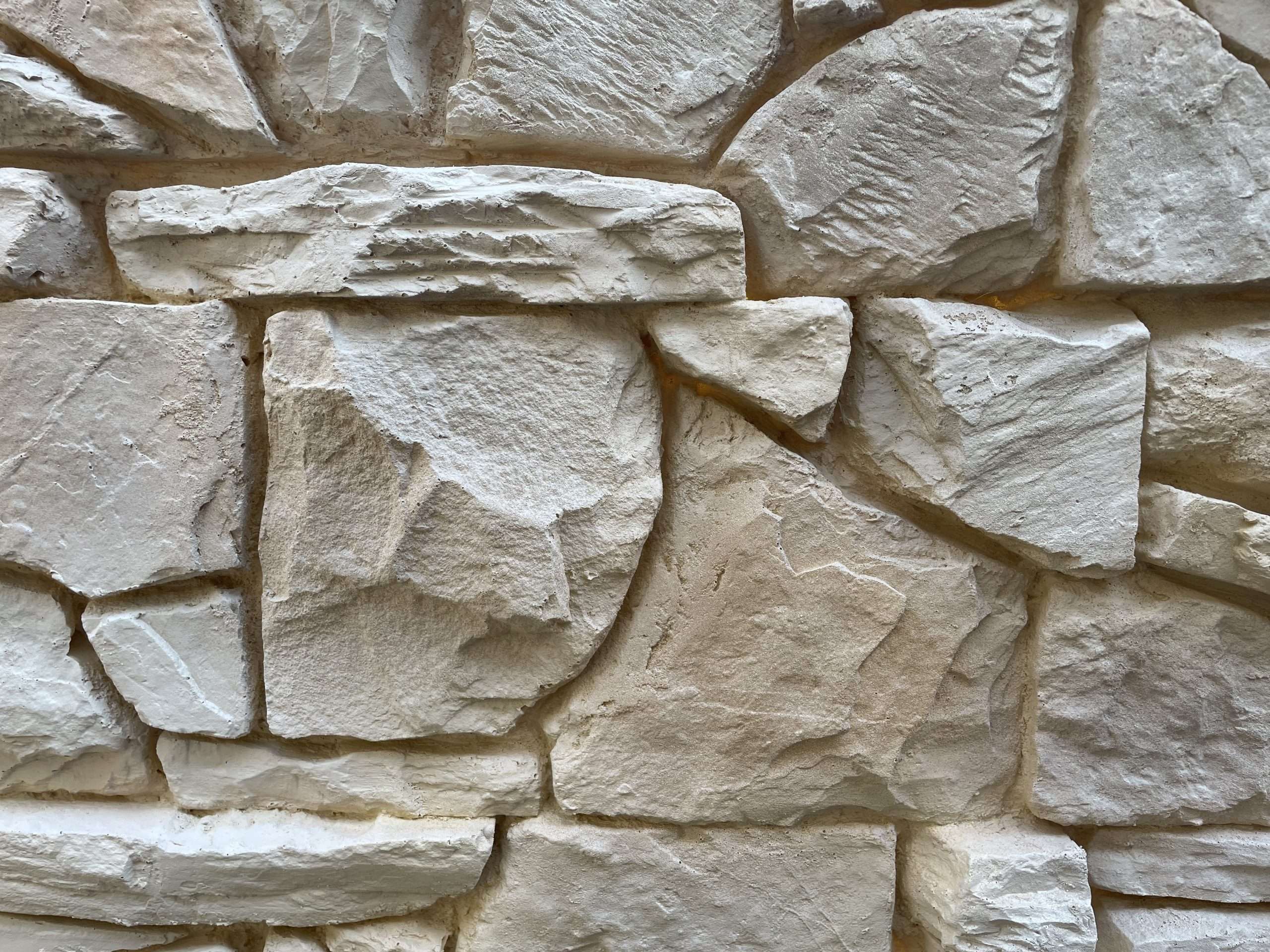 pizarra Pizarra Sandy – İç ve Dış Mekan için (Poliüretan) 3B Taş Görünümlü Duvar Paneli (123 cm x 58 cm) - Görsel 2