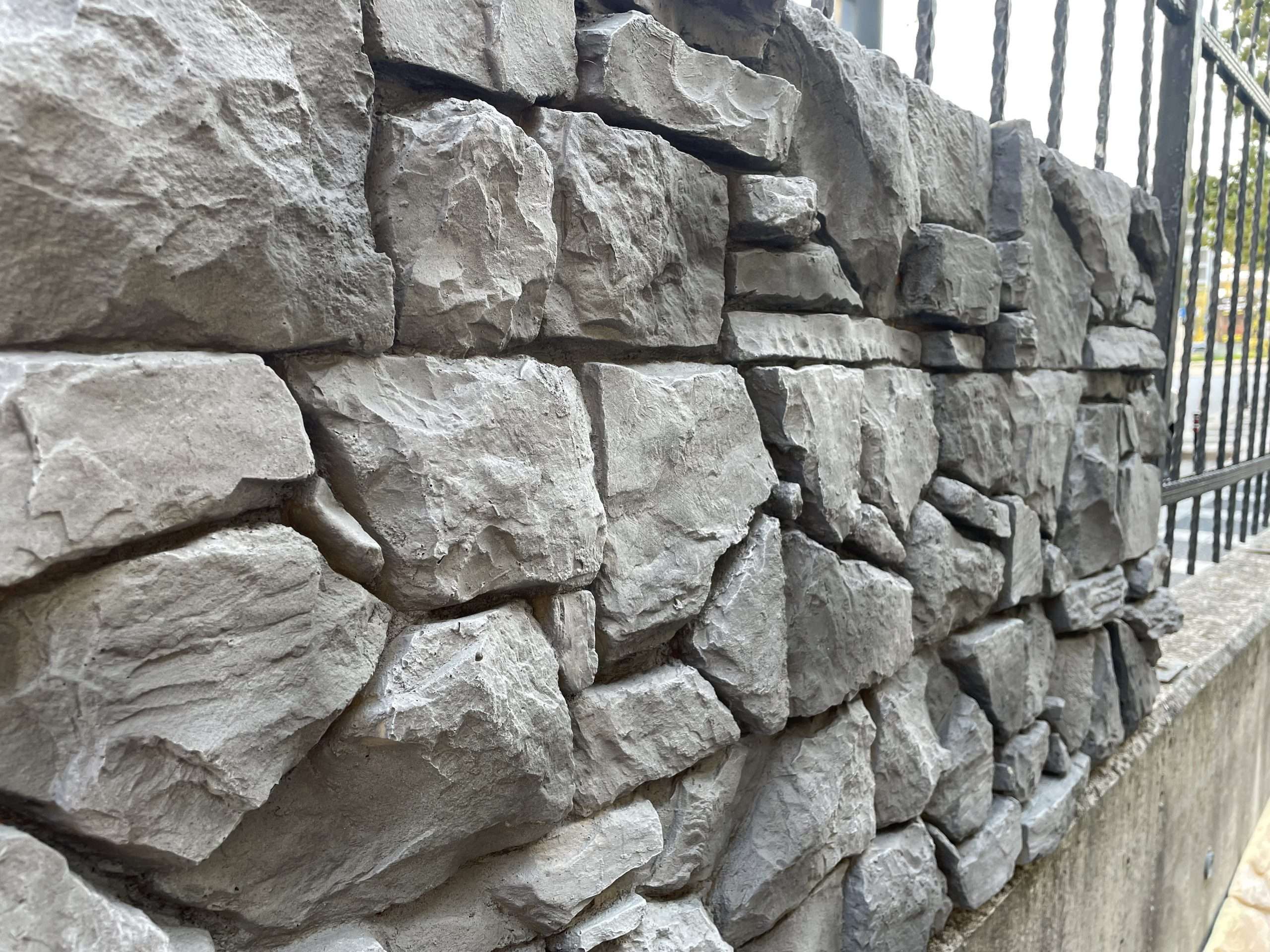 pizarra Pizarra Nero – İç ve Dış Mekan için (Poliüretan) 3B Taş Görünümlü Duvar Paneli (123 cm x 58 cm) - Görsel 2