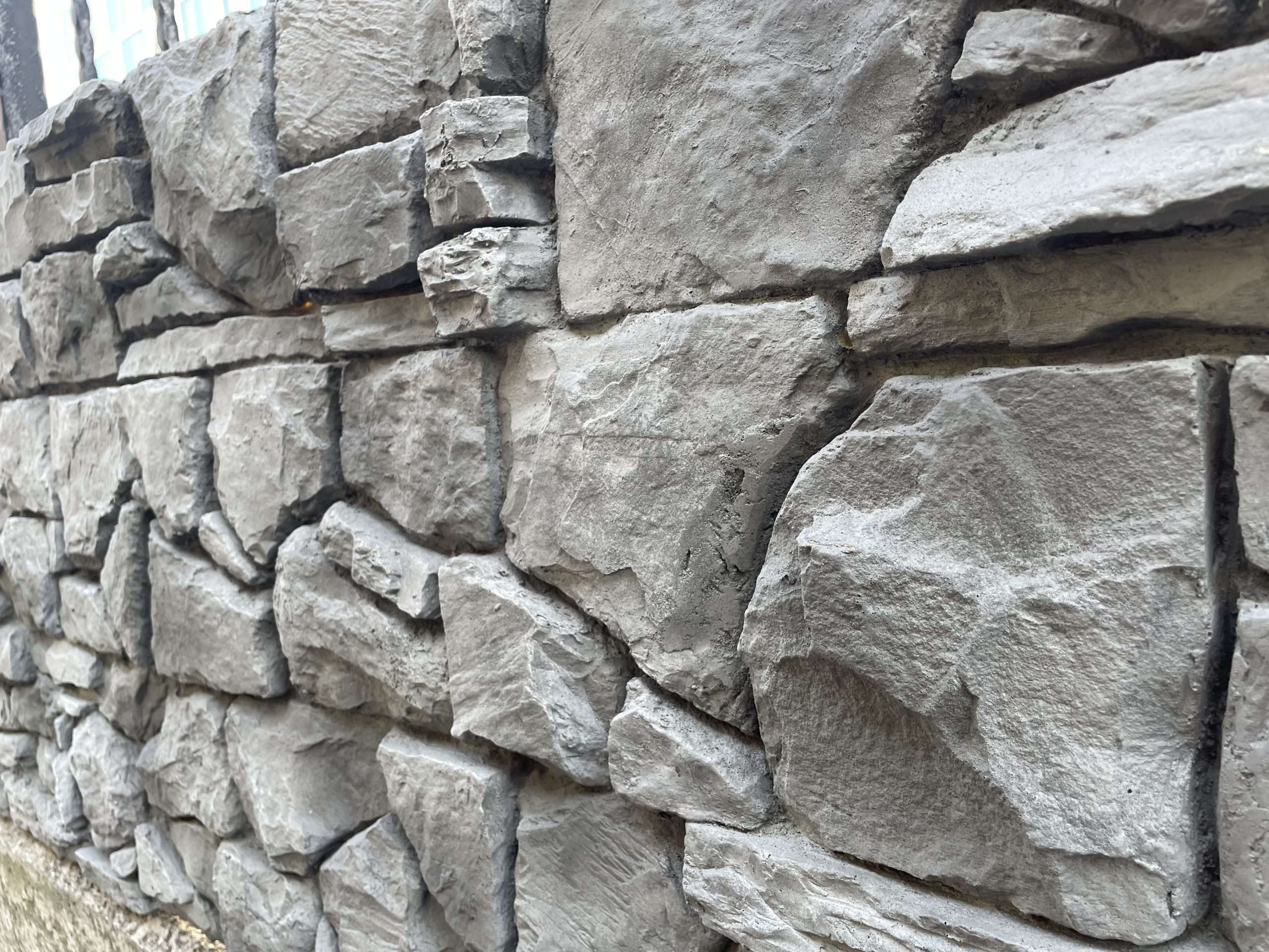 pizarra Pizarra Nero – İç ve Dış Mekan için (Poliüretan) 3B Taş Görünümlü Duvar Paneli (123 cm x 58 cm) - Görsel 3